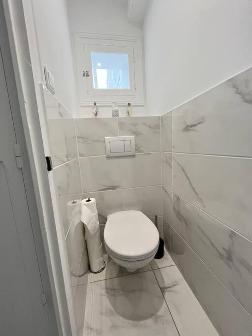 Appartement Renove - Wifi - Jardin - Centre De نيورْ المظهر الخارجي الصورة